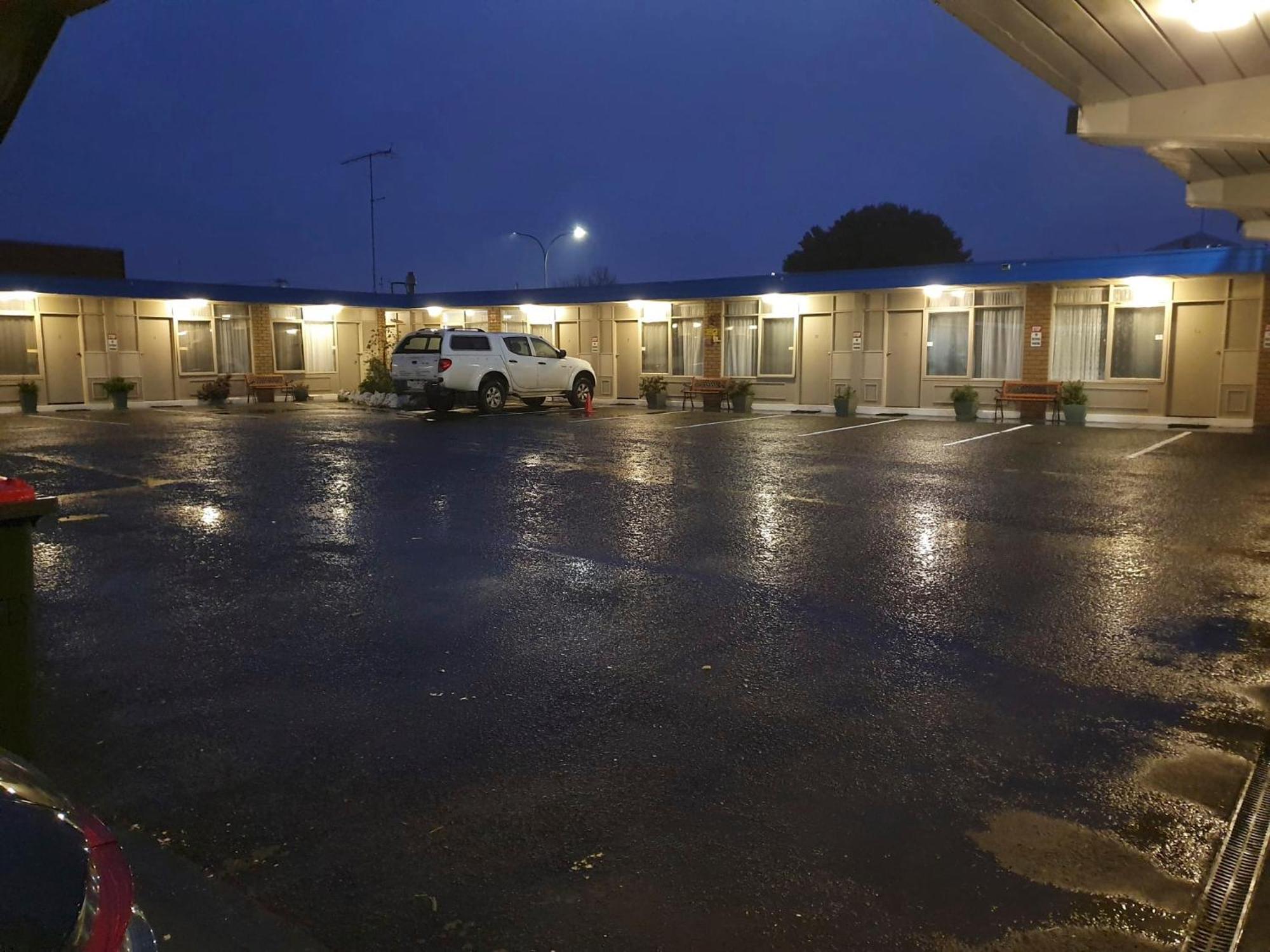 Morwell Parkside Motel エクステリア 写真